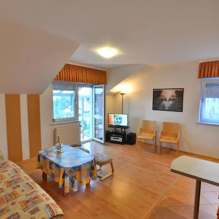 Appartementhaus Mila In Апартаменти Колобжег